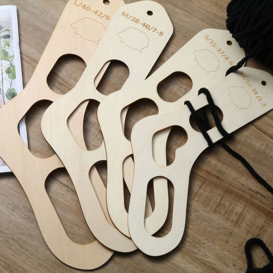 Image de Outils à Couture en Bois Chaussettes Couleur Naturelle 2 Pcs