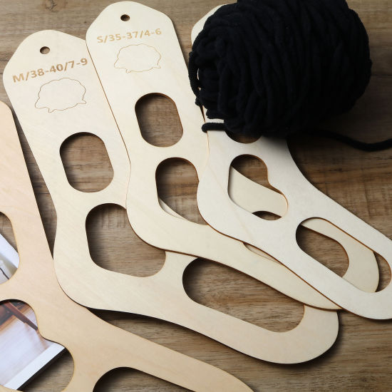 Image de Outils à Couture en Bois Chaussettes Couleur Naturelle 2 Pcs