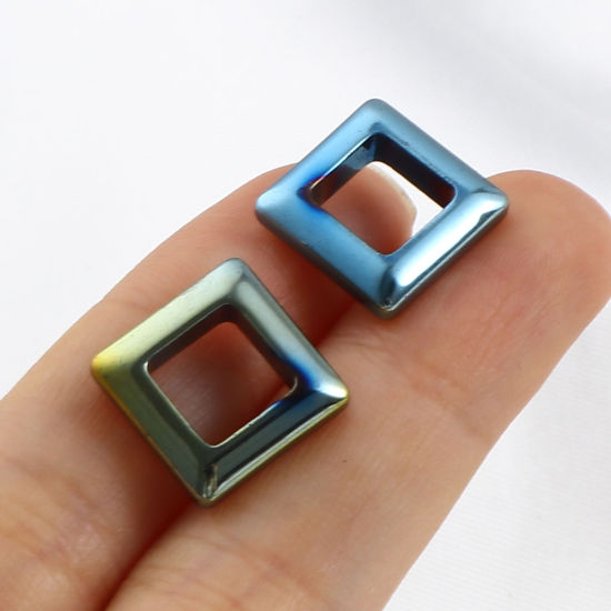 ヘマタイト ビーズ 正方形 多色 約 14mm x 14mm、 穴: 約 8mm、 2 個 の画像