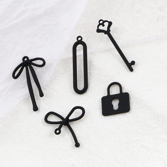Picture of Zinc Based Alloy Charms Black Painted 10 PCs
