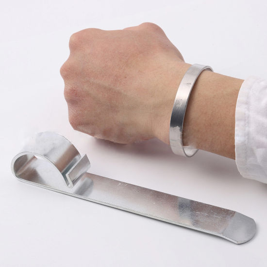 アルミ ジュエリーツール6mm バングル ブランクバー DIY カフブレスレット作り プレゼント アクセサリーパーツ 長方形 シルバートーン 1 個 の画像