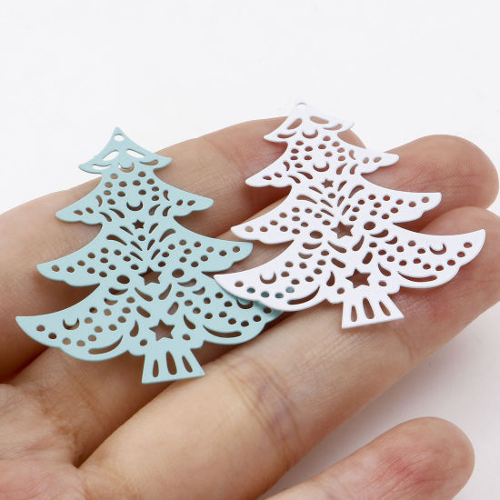 合金 透かしパーツ スカシパーツ ペンダント チャーム クリスマスツリー 多色 ペインティング 4cm x 3.5cm、 10 個 の画像