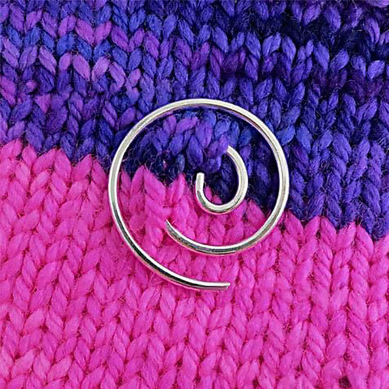 Image de Aiguilles en Alliage Spiral Multicolore 4cm x 4cm, 1 Pièce