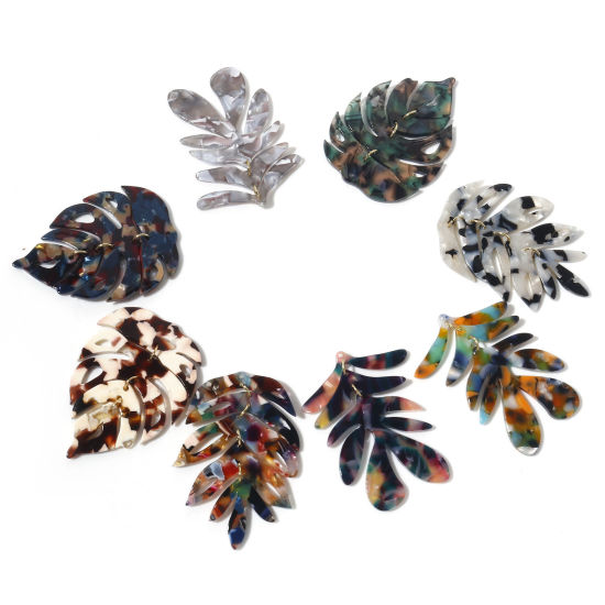 Image de Pendentifs en Acrylique Série D'acide Acétique Feuille Multicolore Feuille de Monstère 2 Pcs