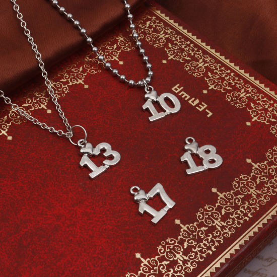 Imagen de Zamak Colgantes Charms Número Tono de Plata Corazón 20 Unidades