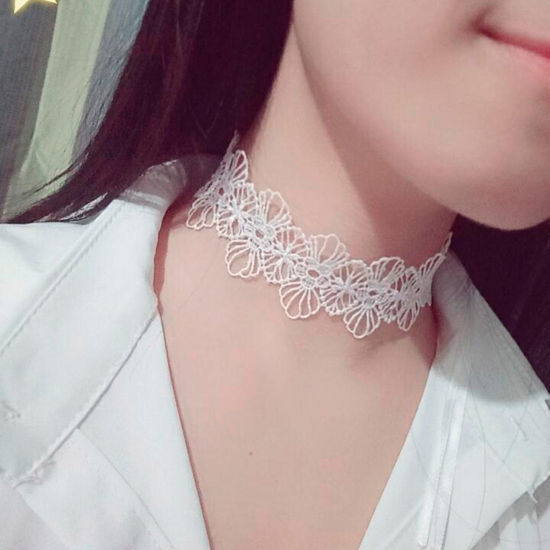 レース 結婚式 ステートメントネックレス 花 多色 1 本 の画像