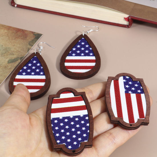 Image de Pendentifs Jour de l'Indépendance Américaine en PU & Bois Naturel Brun Drapeau des États-Unis 5 Pcs