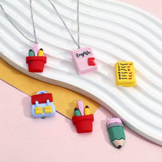 Image de Breloques Bijoux d'Ecole en Résine Argent Mat Multicolore 10 Pcs