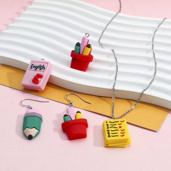 Image de Breloques Bijoux d'Ecole en Résine Argent Mat Multicolore 10 Pcs
