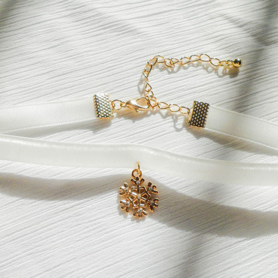 Image de Collier Ras de Cou Élégant Doré Multicolore Flocon de Neige de Noël Cloche Émail 1 Pièce