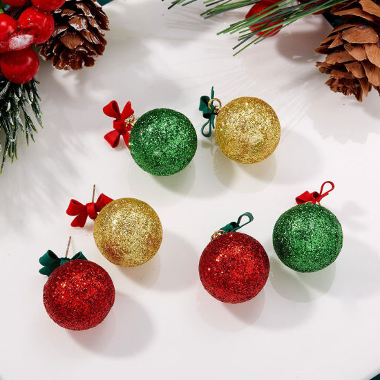 樹脂 クリスマス 非対称イヤリングピアス 多色 ボール ちょう結び きらめき 1 ペア の画像