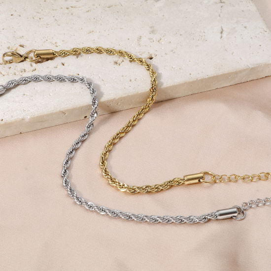 Image de Bracelets En Gros en 304 Acier Inoxydable, Chaîne Maille Torsade Placage sous Vide, aux Femmes Minimaliste Cadeau Fournitures de Bijoux 1 Pièce