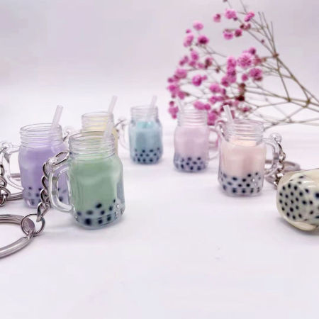 1 Pièce Porte-Clés en Acrylique Argent Mat Multicolore Bouteille de Lait Tasse Mini-Simulation