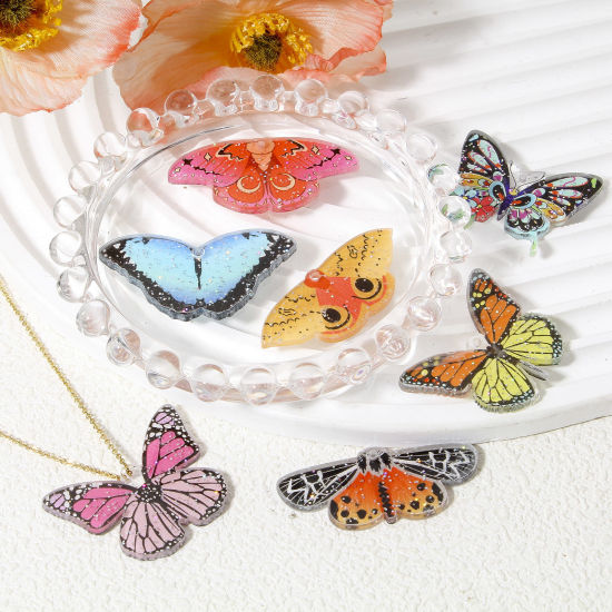 Image de 10 Pcs Pendentifs en Acrylique Gothique Papillon de nuit Papillons Multicolore Paillette
