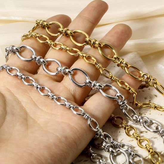 Image de Colliers En Gros en 304 Acier Inoxydable, Chaîne à Maillons Faite à la Main, Unisexe Placage Sous Vide Écologique Minimaliste Cadeau Bijoux pour Détaillants 1 Pièce