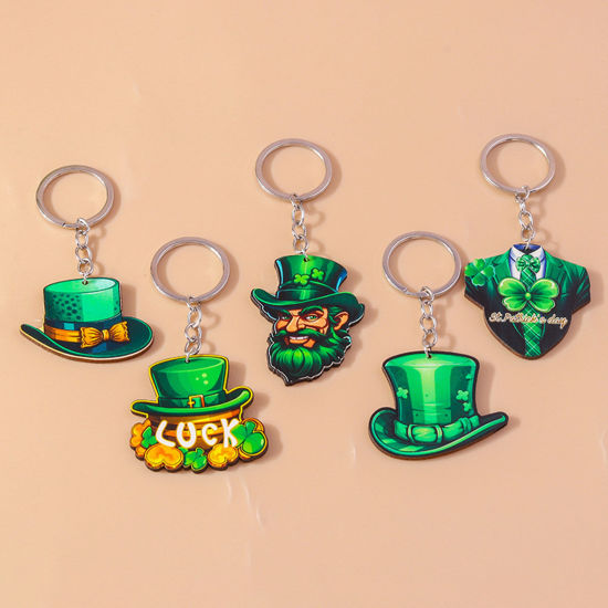 Image de 1 Pièce Porte-Clés Fête de la St Patrick en Bois Naturel Argent Mat Chapeau Nœuds Papillons