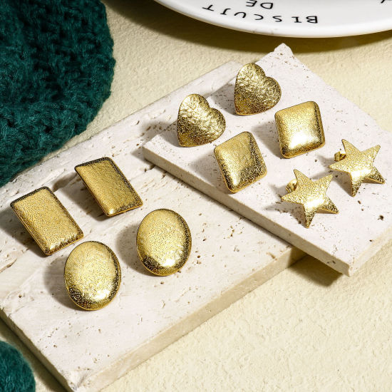 Picture of 304 Stainless Steel Ear Post Stud Earring With Loop Connector Accessories Geometric 18K Gold Plated Texture With Stoppers