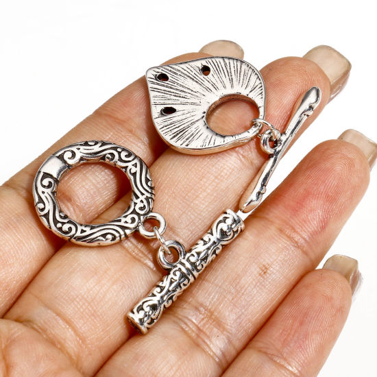 Image de 1 Kit Fermoir Toggle en Cuivre Forme Rond Argent Vieilli Motif Sculpté Gravé