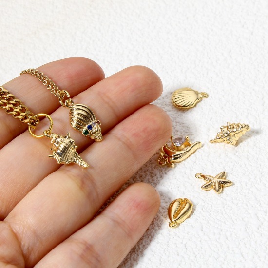 Image de 2 Pcs Breloques Bijoux d'Océan en Laiton Plaqué Or 18K