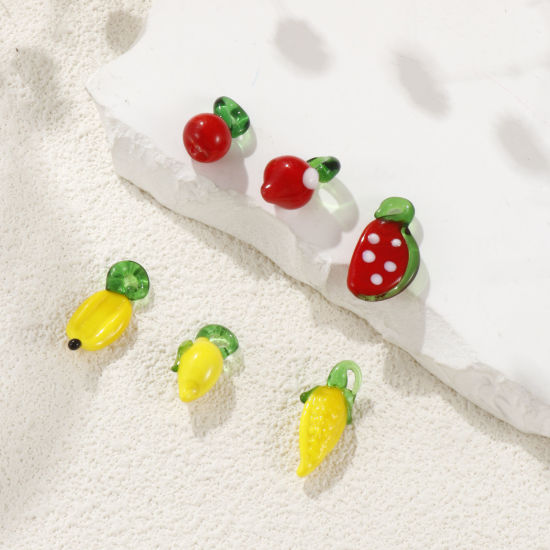 Image de 10 Pcs Breloques 3D en Verre au Chalumeau Multicolore Fruits