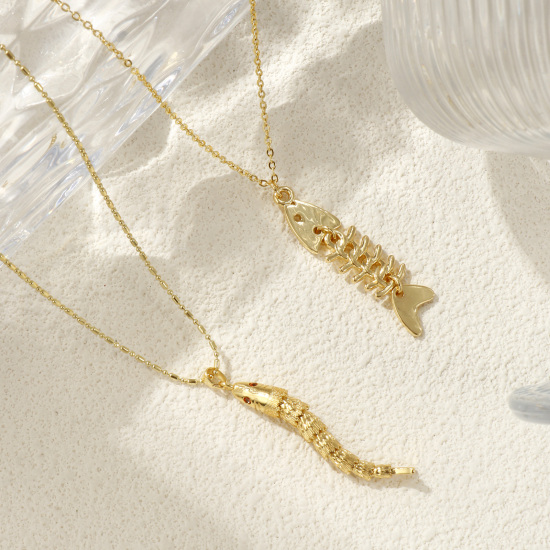 Image de 1 Pièce Collier à Pendentif Chaîne Maille Bille Bijoux d'Océan en Laiton Respectueux de la Nature Bohême Plaqué Or Véritable 18K Poisson Unisexe Cadeau 45cm + 5cm long