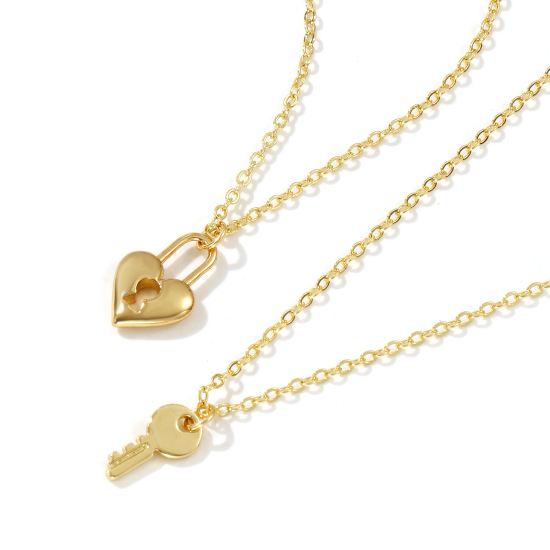 Image de Collier à Breloques Serrure d'Amour & Clé Plaqué Or Véritable 18K en Laiton Pour Femmes, Chaîne Maille Forçat 46cm + 6cm, Exquis À la Mode Cadeau, Respectueux de la Nature, 1 Pièce