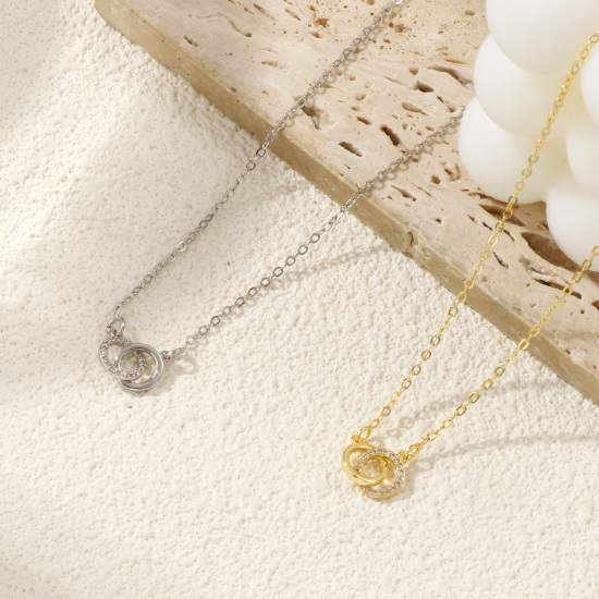 Image de Collier à Breloques Double Cercle Plaqué Or Véritable en Laiton Pour Femmes, Chaîne Maille Forçat 46cm + 5cm, à Zircone Cubique Clair Micro Pave, Exquis À la Mode Cadeau, Respectueux de la Nature, 1 Pièce