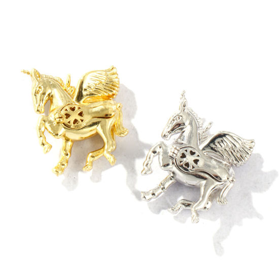 1 個 真鍮 アロマ ディフューザー ペンダント 多色 馬 オープン可能 24mm x 24mm、 の画像