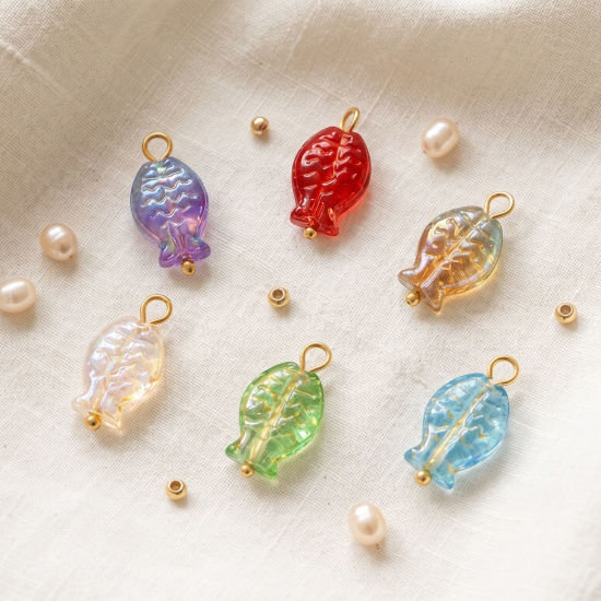 5 個 304ステンレス鋼 & ランプワークガラス 海ジュエリー チャーム 卸売り 18Kゴールドメッキ 魚 3D 20mm x 10mm、 の画像