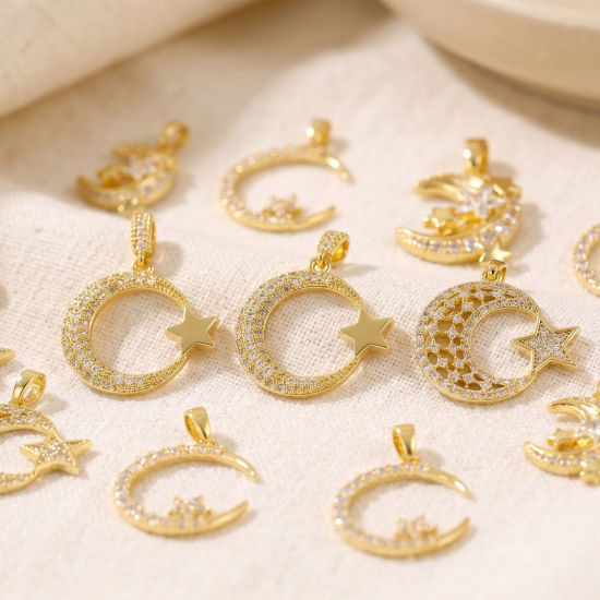 Picture of Brass Galaxy Charm Pendant Wholesale 18K Gold Plated Star And Crescent Moon