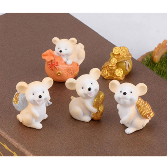 Image de 1 Pièce Mini Ornements de Décoration Paysage en Résine 3D Gris Sapèque Rat 44mm x 37mm