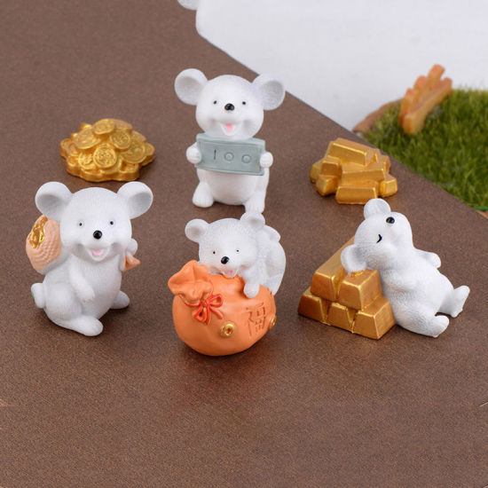 Image de 1 Pièce Mini Ornements de Décoration Paysage en Résine 3D Gris Sapèque Rat 44mm x 37mm