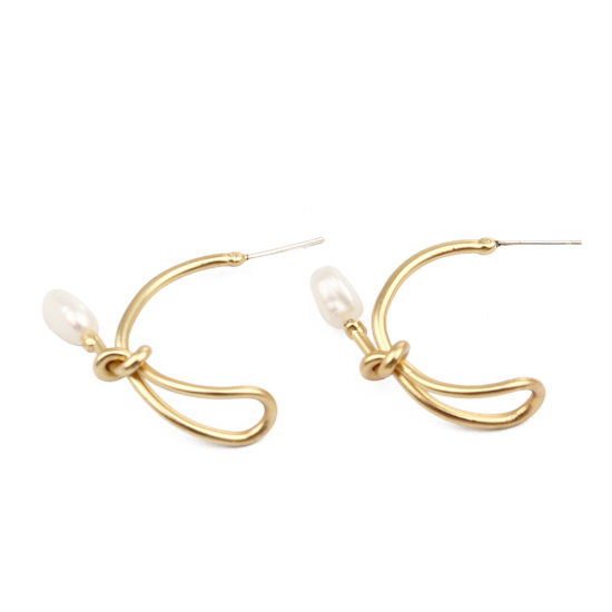 Immagine di Perla Orecchini a Perno Oro Opaco Bianco Nodo di corda 34mm x 30mm, Posta / Dimensioni Filo: (21 misura), 1 Paio