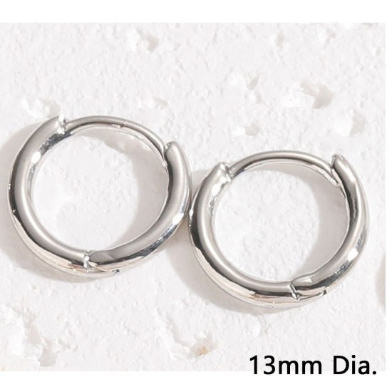Image de 1 Paire Placage Sous Vide Écologique Exquis Boucles d'Oreilles Créole Anneaux Simple en Laiton Annulaire Plaqué Platine Véritable Diplômé Pour Femmes 13mm Dia.