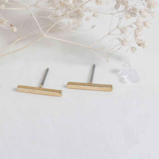 イヤリング シルバートーン 長方形 13mm x 2mm、 ワイヤーサイズ: （20号）、 1 ペア の画像